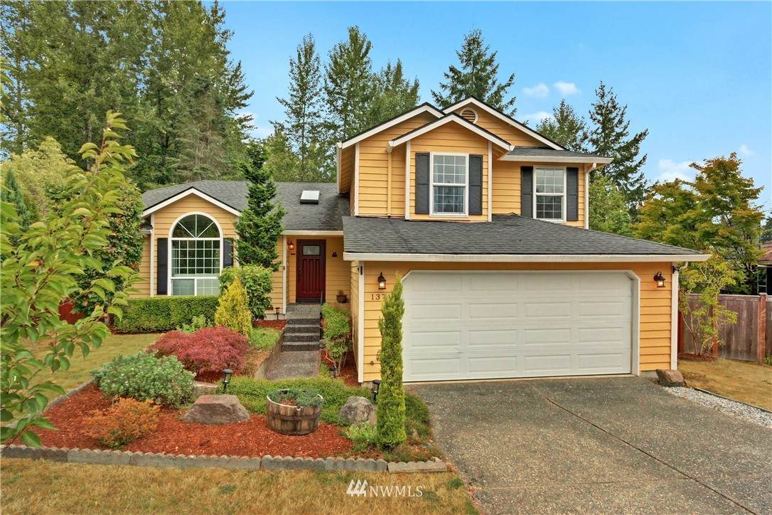 13711 54th Drive - Photo 1