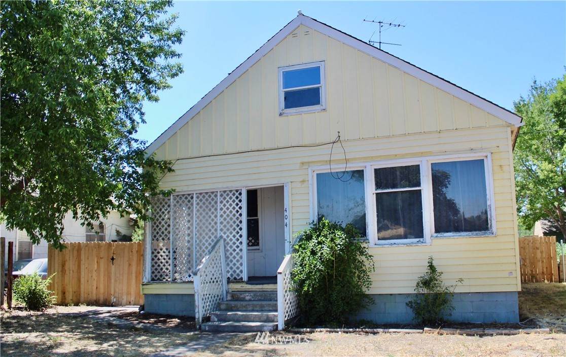 404 Birch Street - Photo 1