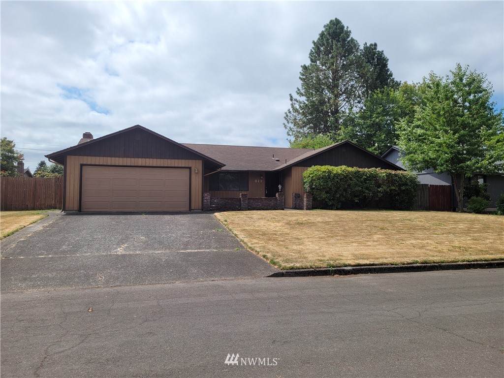 817 130th Street - Photo 1