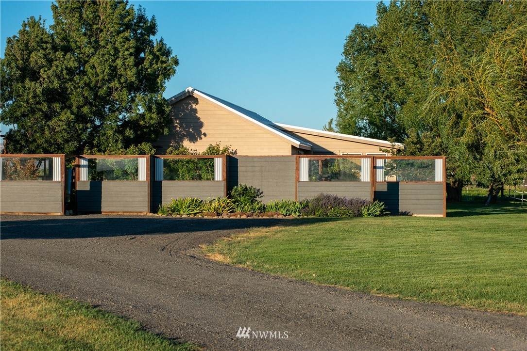771 Watson Road - Photo 1