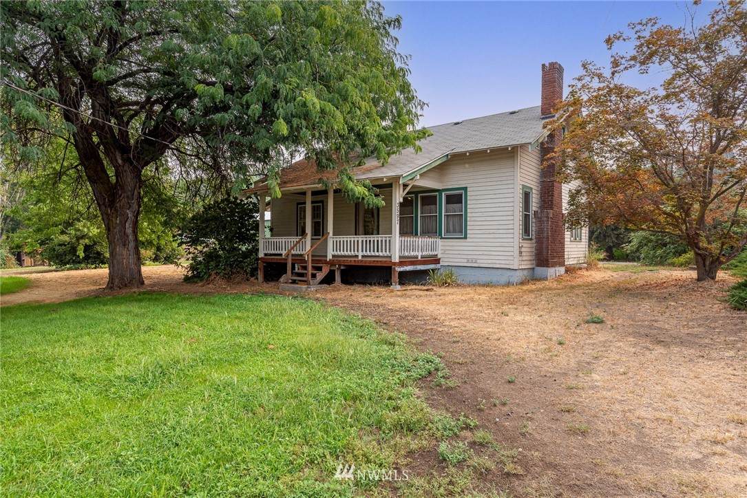 3597 Iroquois Ln - Photo 1