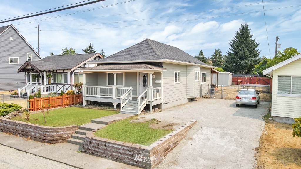 6037 Junett Street - Photo 1