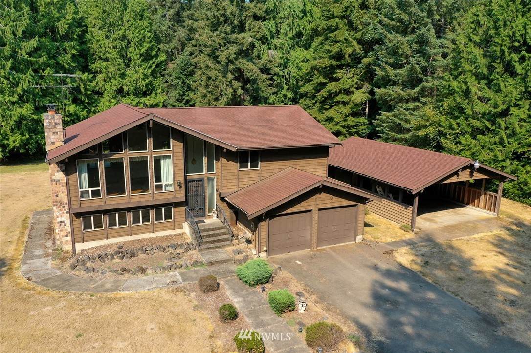 2082 Long Lake Road - Photo 1