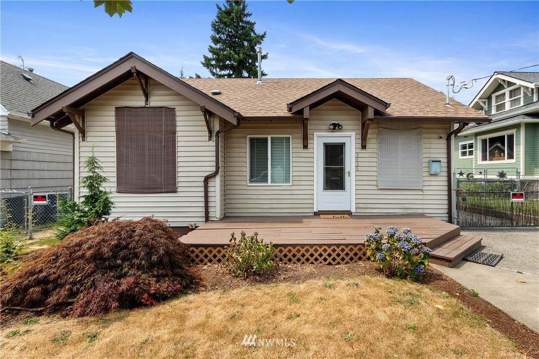 5436 Thompson Avenue - Photo 1