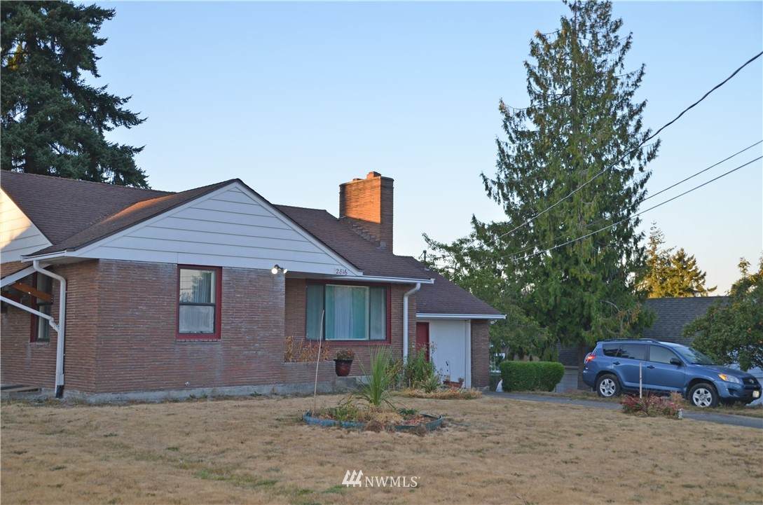 2816 152nd Street - Photo 1