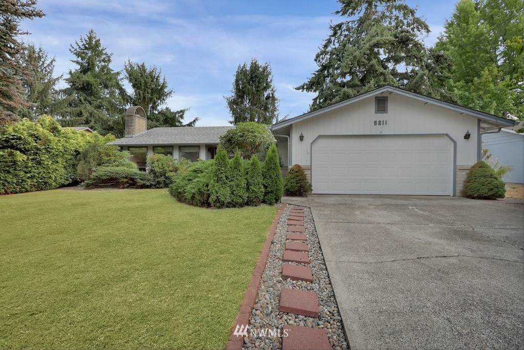 5211 65th Avenue - Photo 1