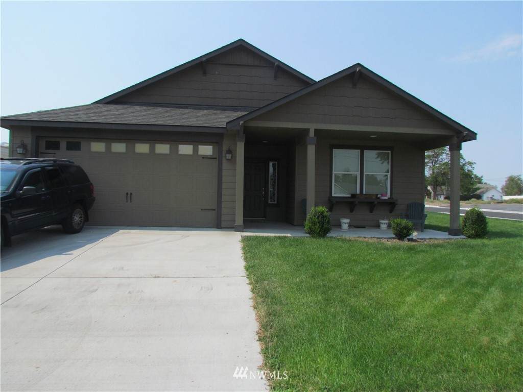 4502 Peninsula Drive - Photo 1
