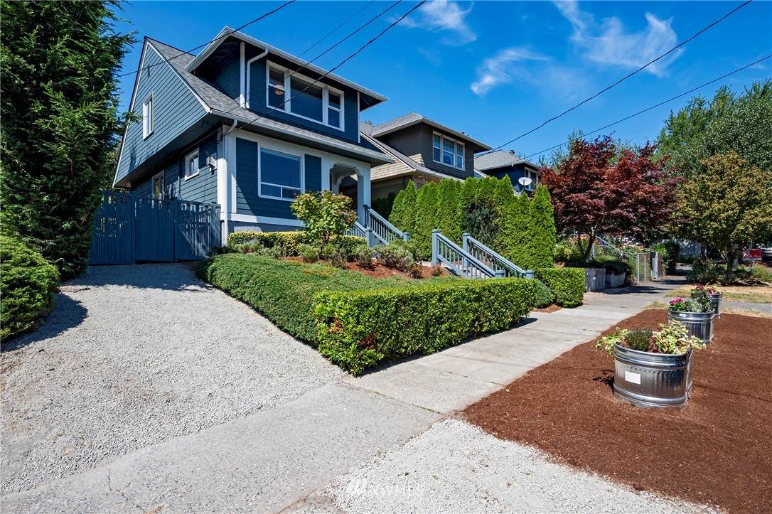 615 20th Avenue - Photo 1