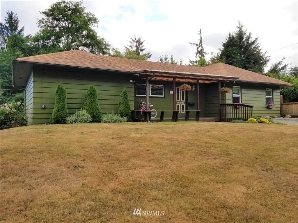 715 8th Avenue - Photo 1