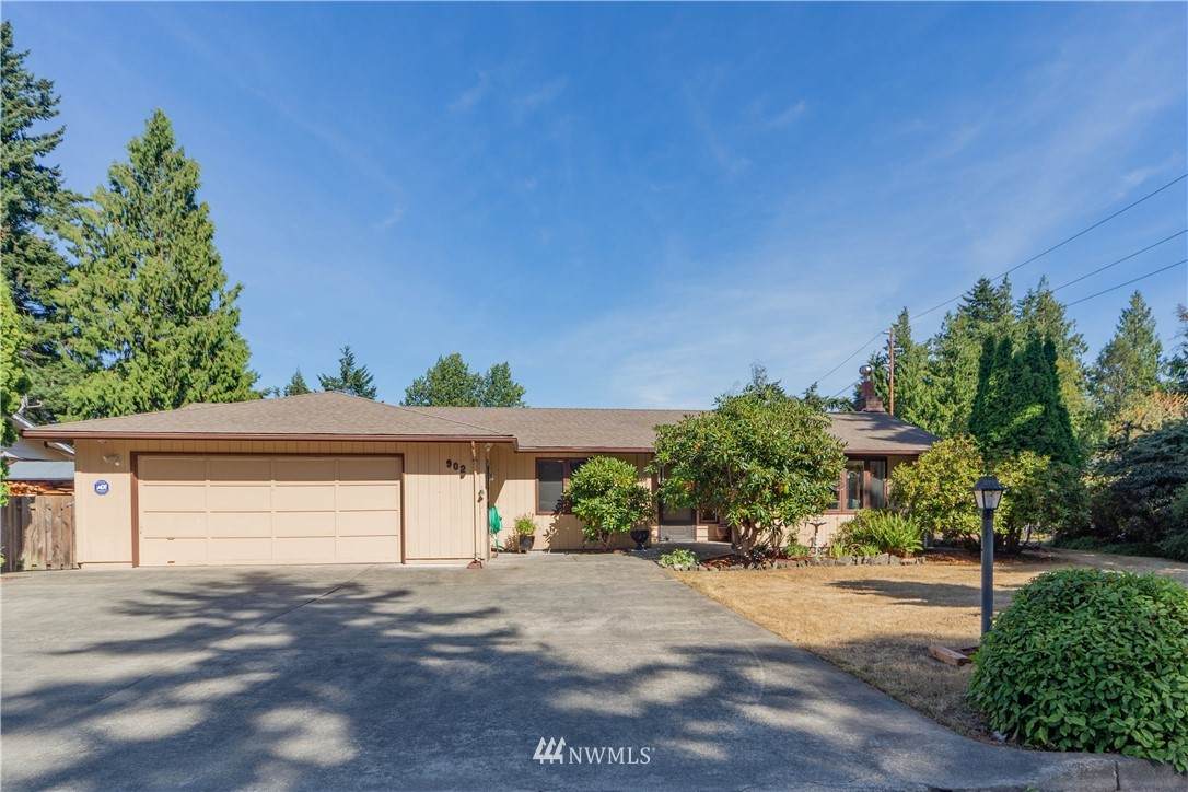 902 Thomas Street - Photo 1