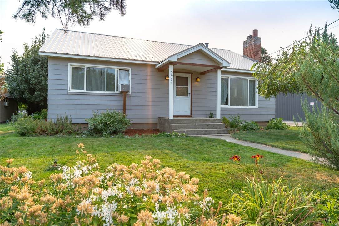 5911 Larson Street - Photo 1