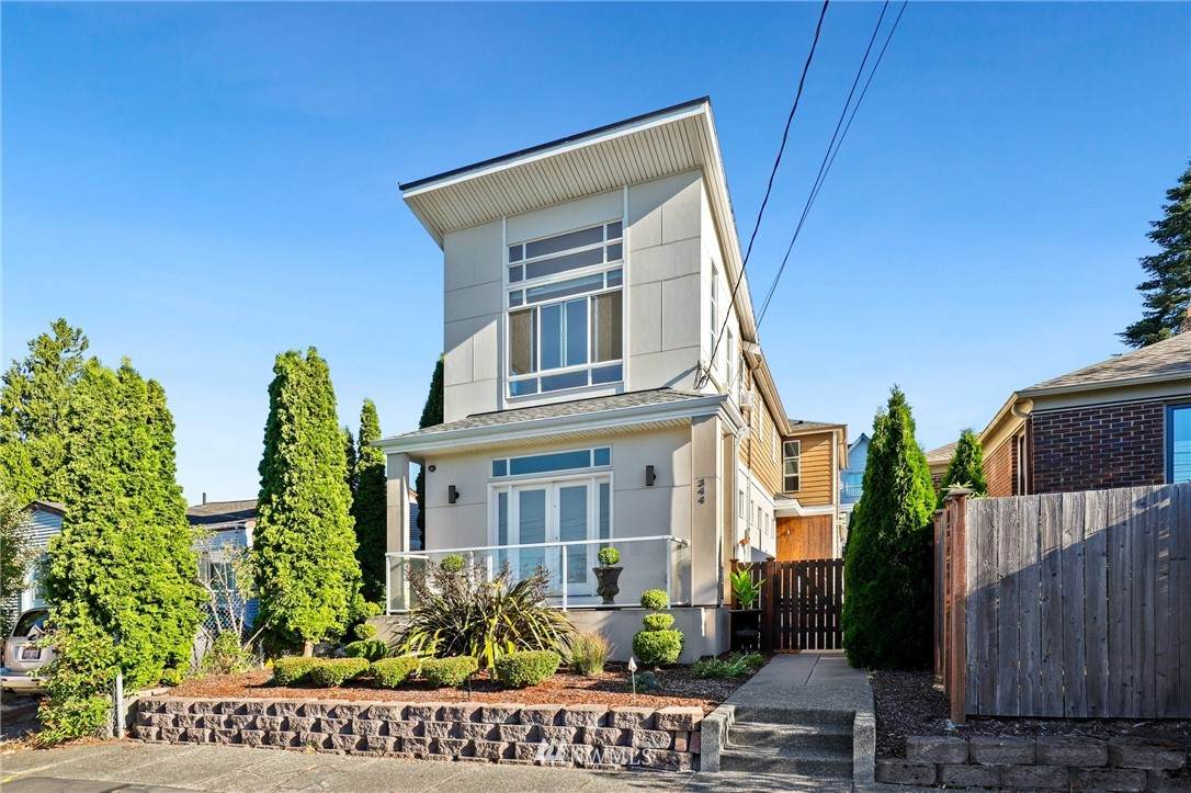 344 104th Street - Photo 1
