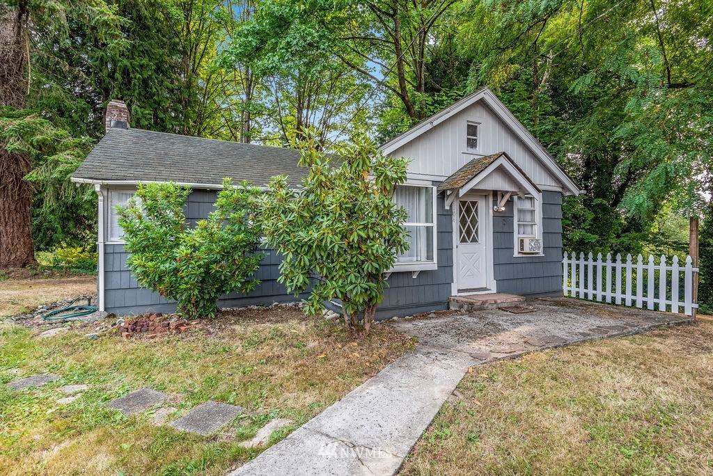 4004 Pleasant Hill Road - Photo 1