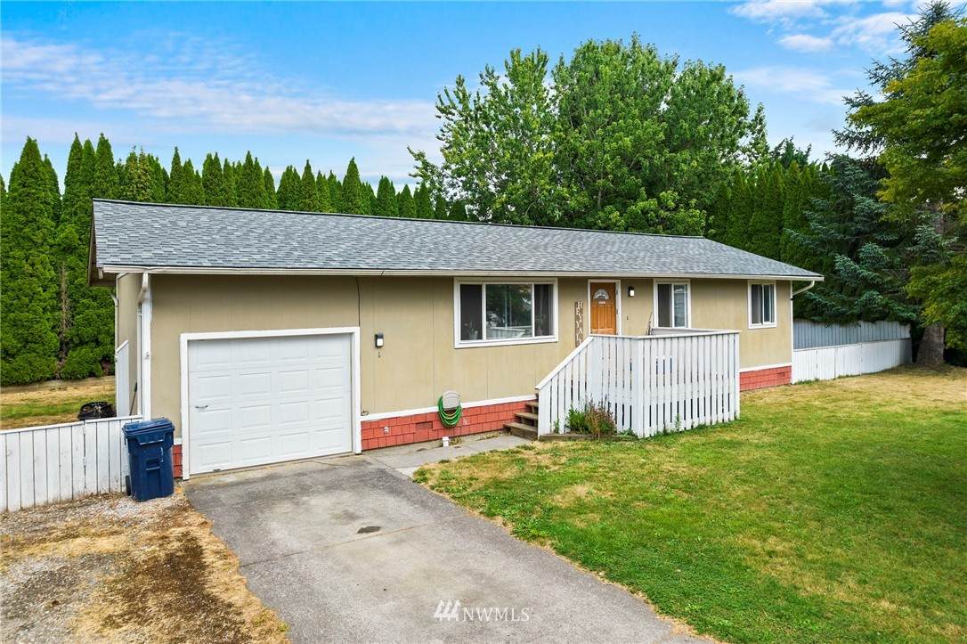 231 Hertel Way - Photo 1