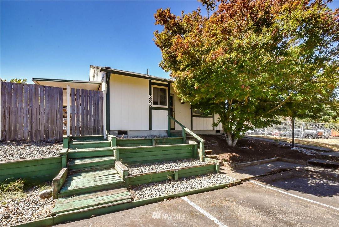 635 Bavarian Lane - Photo 1