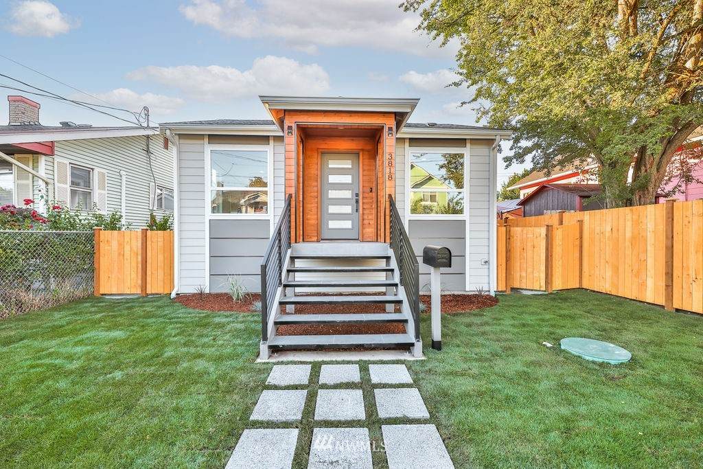 3818 Angel Place - Photo 1