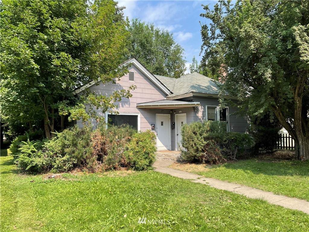 711 5th Avenue - Photo 1