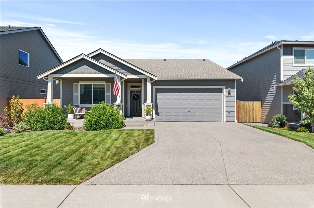 921 133rd Street - Photo 1