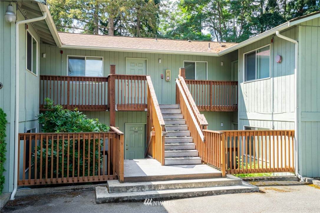 333 Charleston Avenue - Photo 1