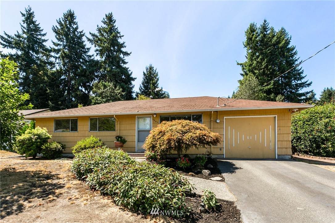 1301 Pierce Place - Photo 1