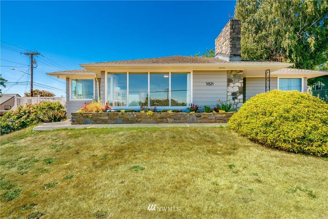 5821 Vista Drive - Photo 1