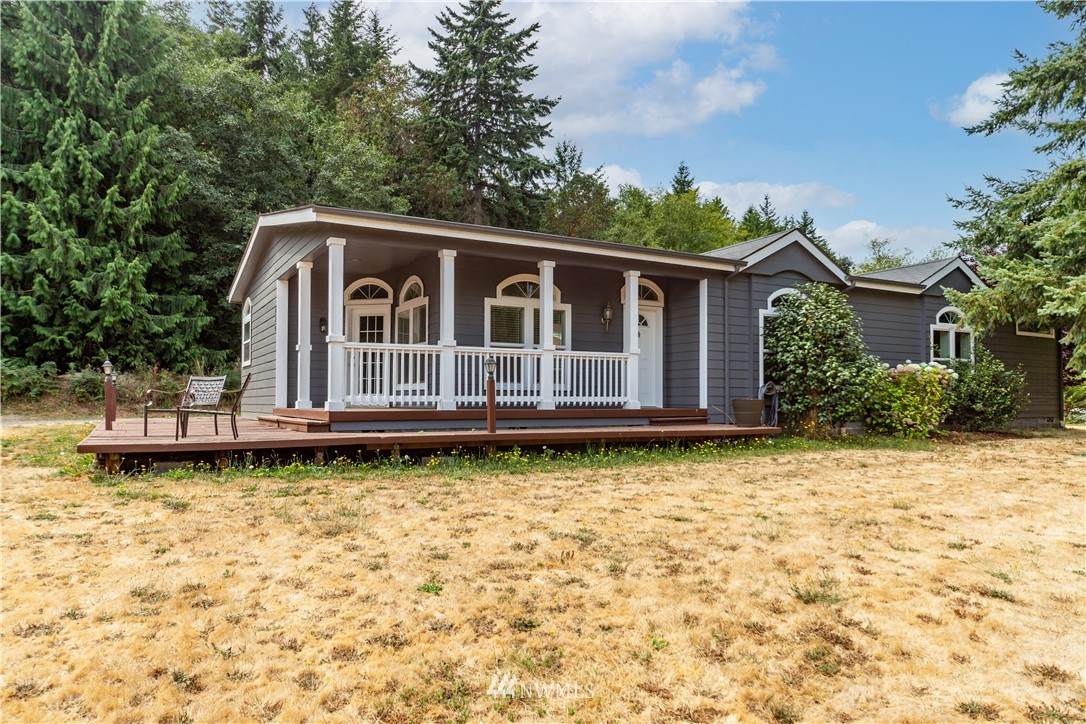 420 Fredericks Street - Photo 1