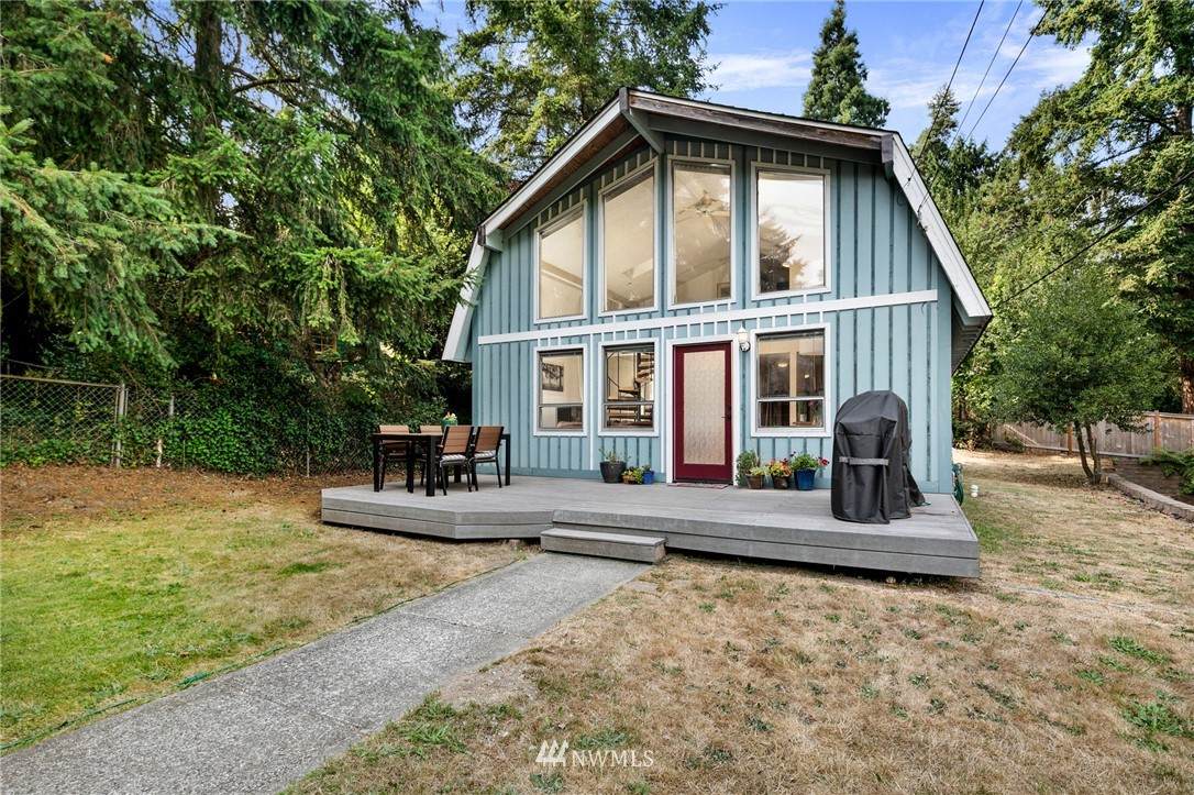 2812 178th Street - Photo 1