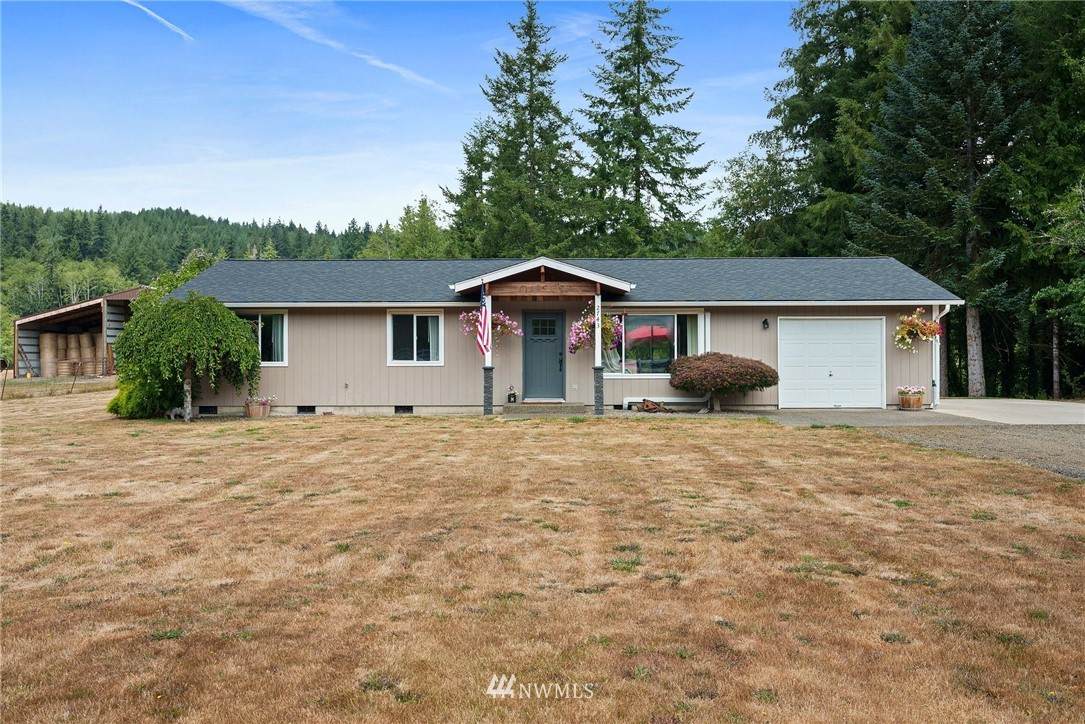 2743 Emerson Avenue - Photo 1
