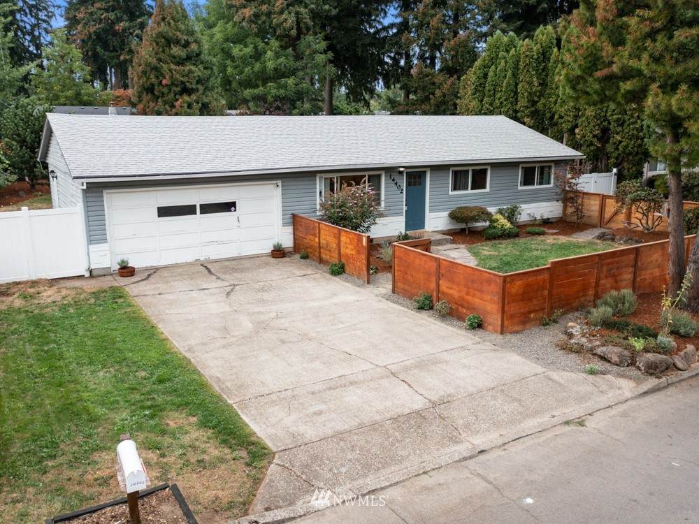 14402 79th Street - Photo 1