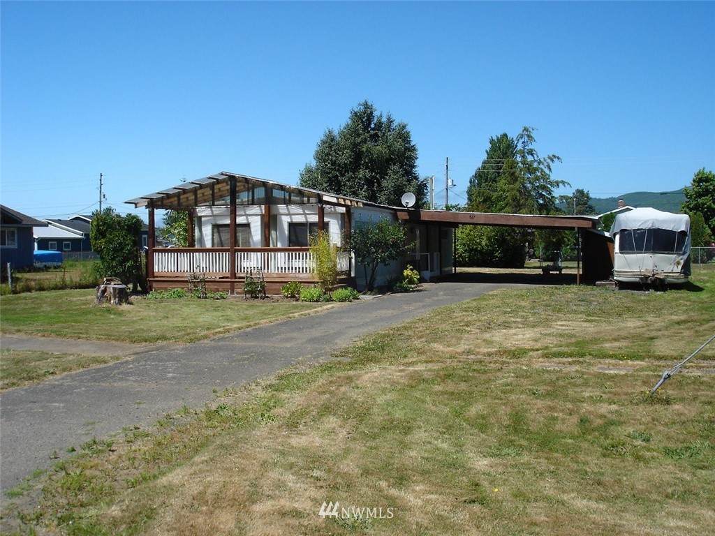 517 Broadway Street - Photo 1