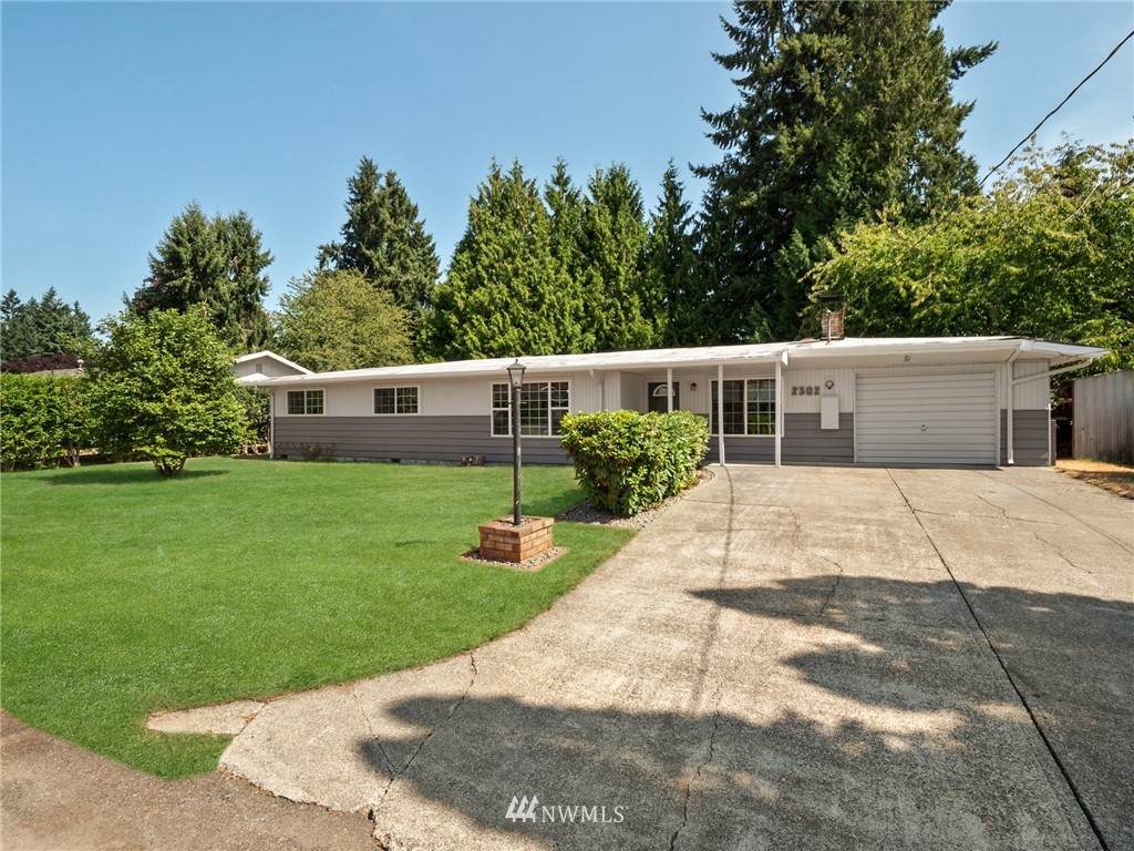 2302 Maxine Street - Photo 1