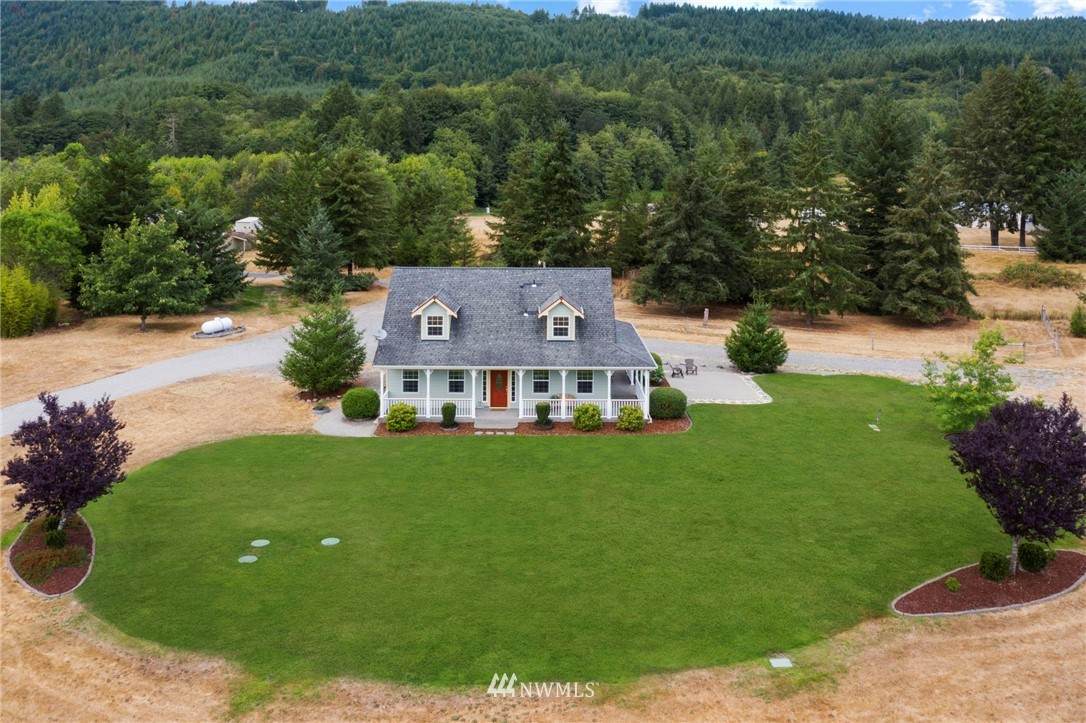 12012 Hunter Loop Road - Photo 1
