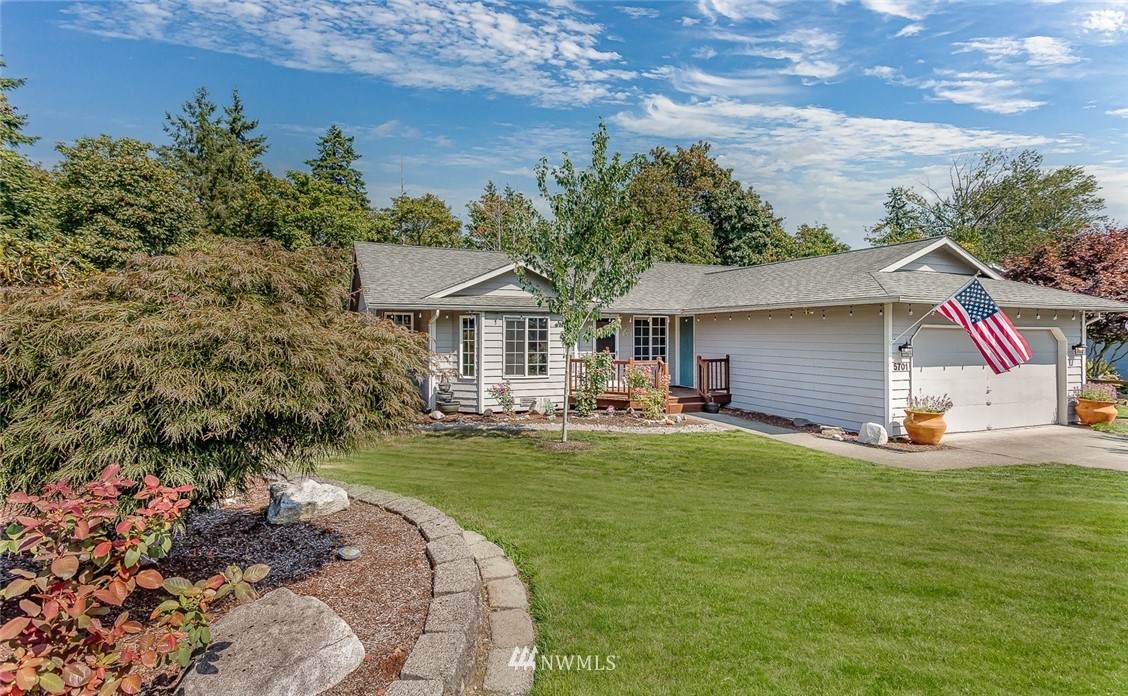5701 Cedarcrest Street - Photo 1
