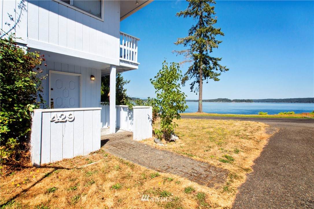 429 77th Avenue - Photo 1