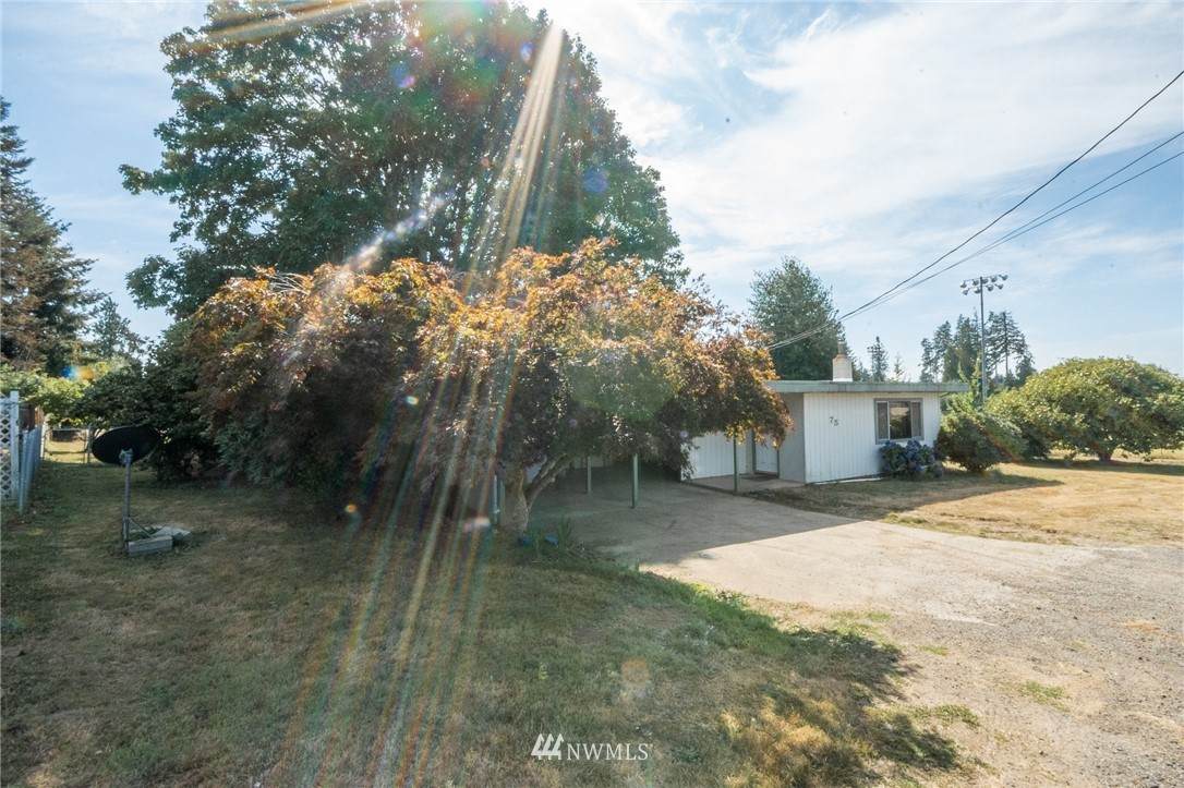 75 Irving - Photo 1