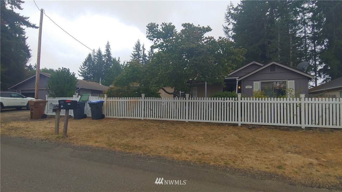 423 Fir Street - Photo 1