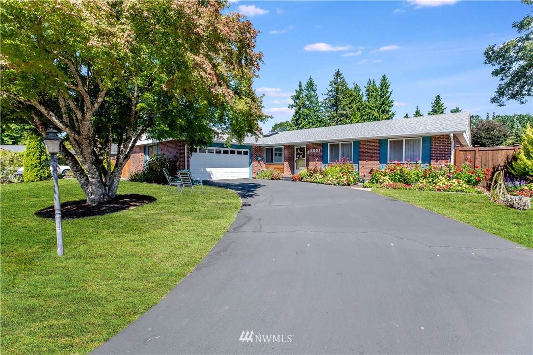 8001 Oakbrook Lane - Photo 1