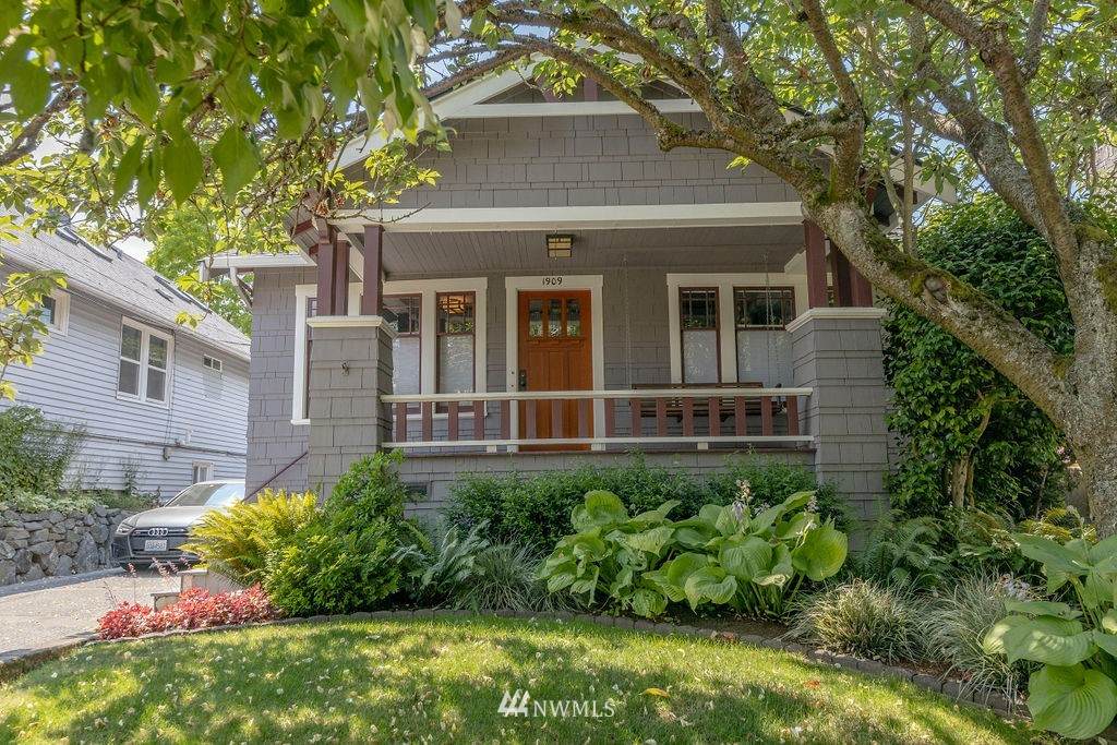 1909 47th Street - Photo 1