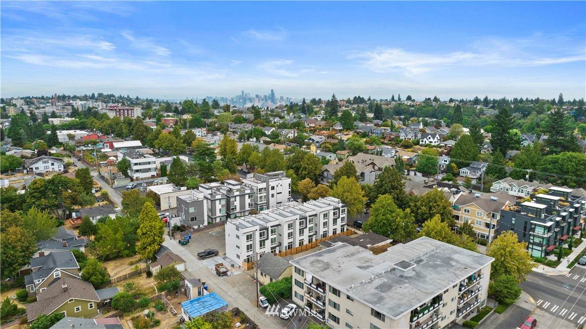 5439 California Avenue - Photo 1