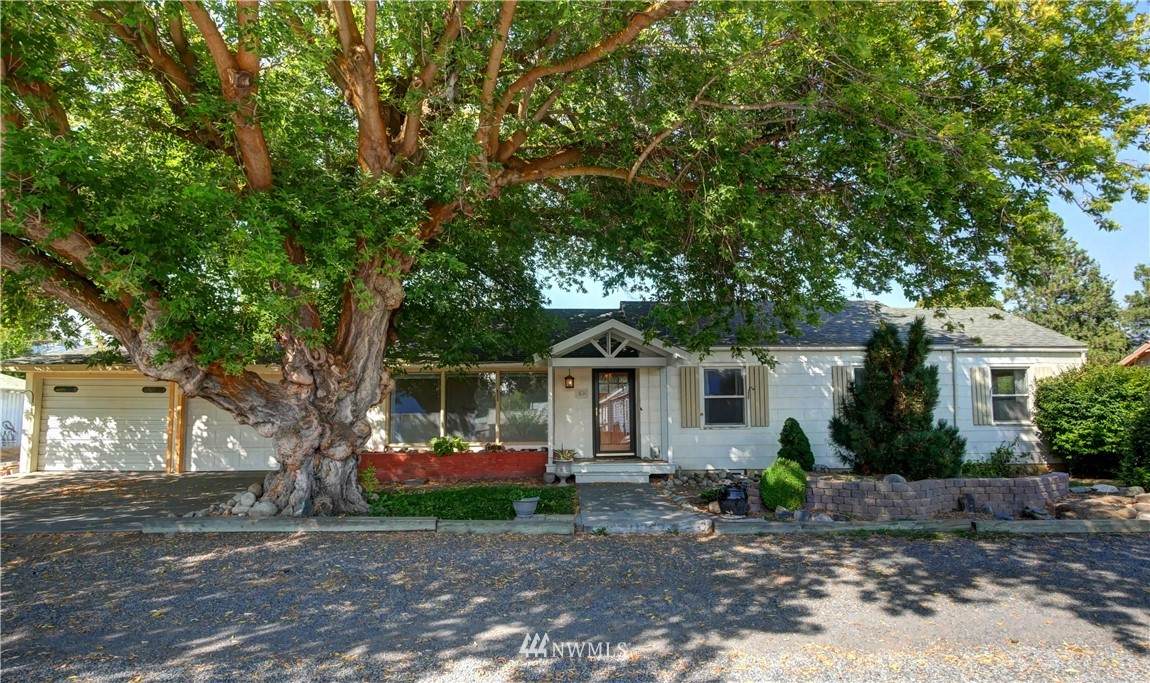 304 3rd Avenue - Photo 1