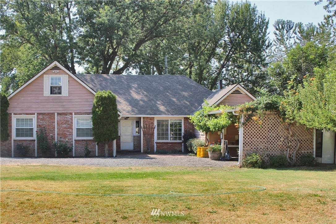 3782 Old Milton Hwy - Photo 1