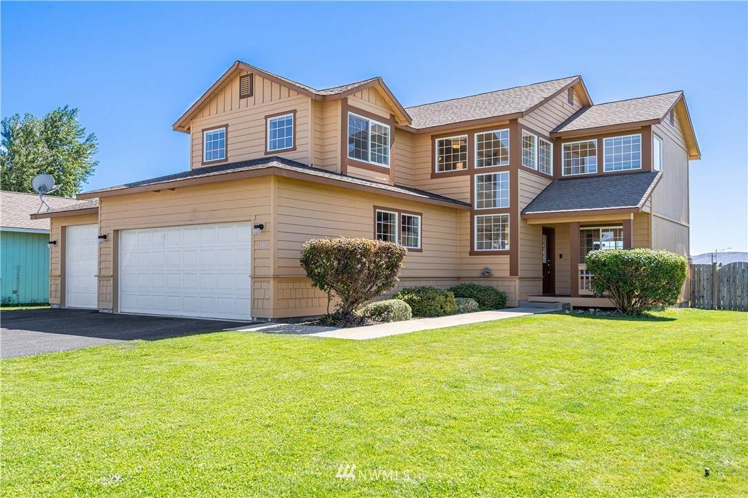 2100 Clearview Drive - Photo 1