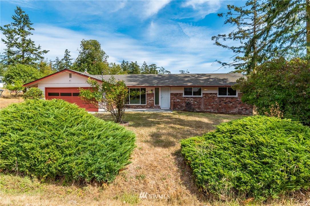 876 Walker Avenue - Photo 1