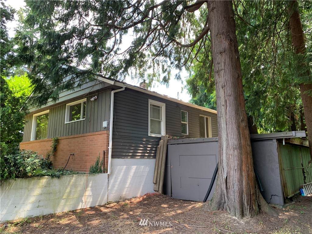 11781 Sand Point Way - Photo 1