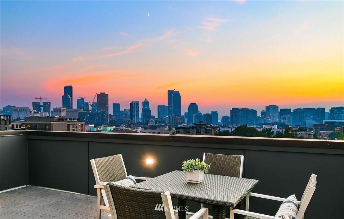 1503 Olive Street - Photo 1