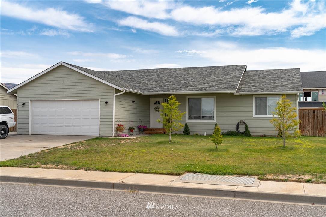 2263 Veedol Drive - Photo 1