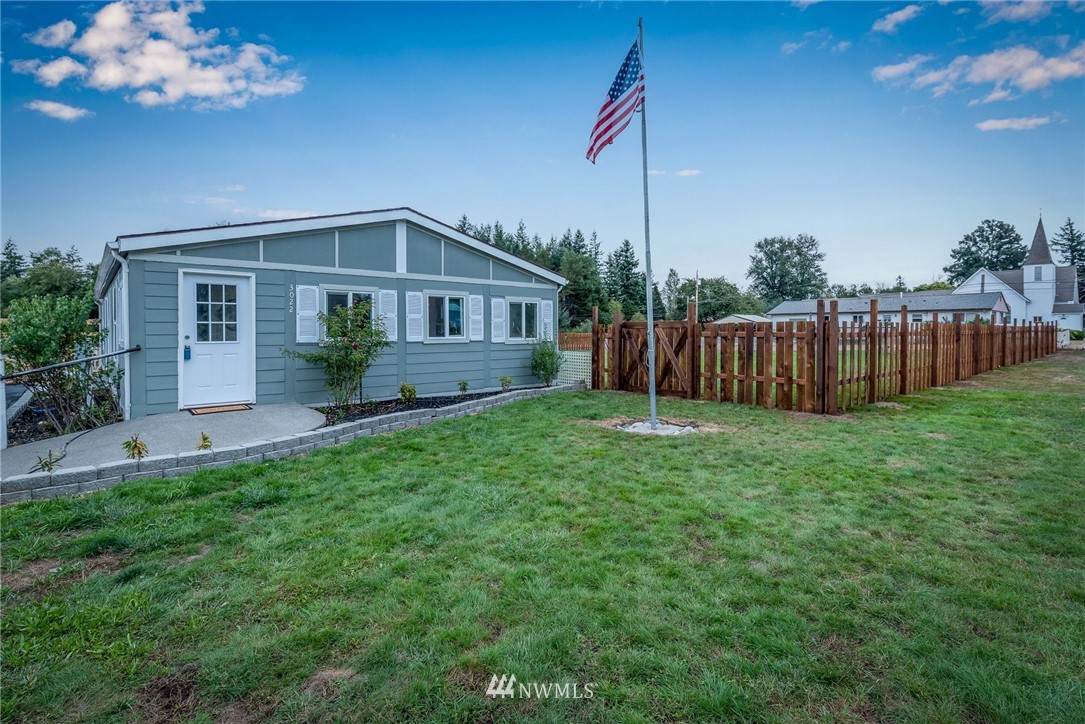 3022 Main Street - Photo 1