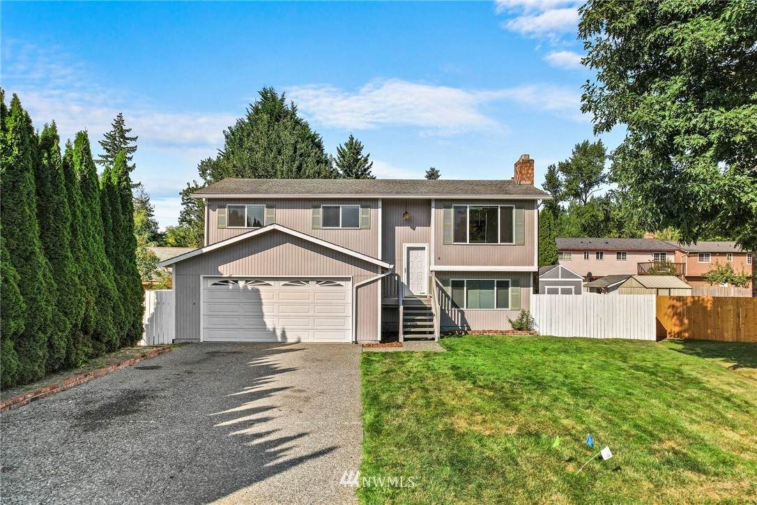 9407 55th Drive - Photo 1