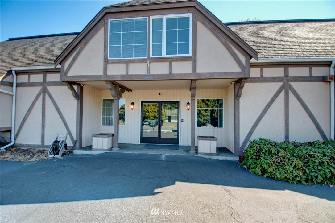 1520 Parker Way - Photo 1