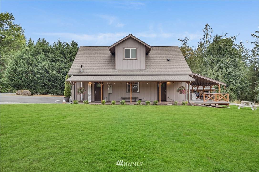 8010 372nd Street - Photo 1